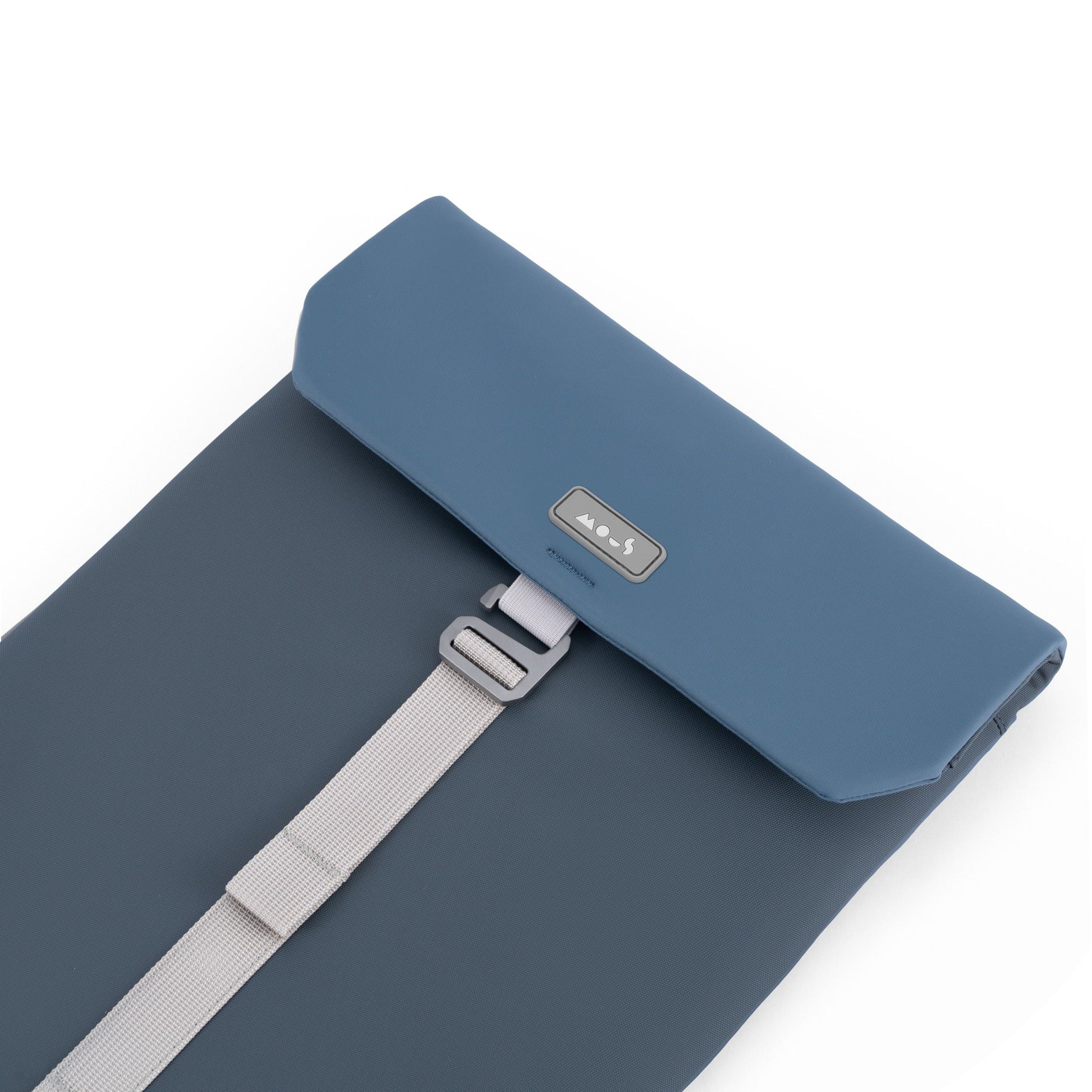 Marine Universal Sleeve